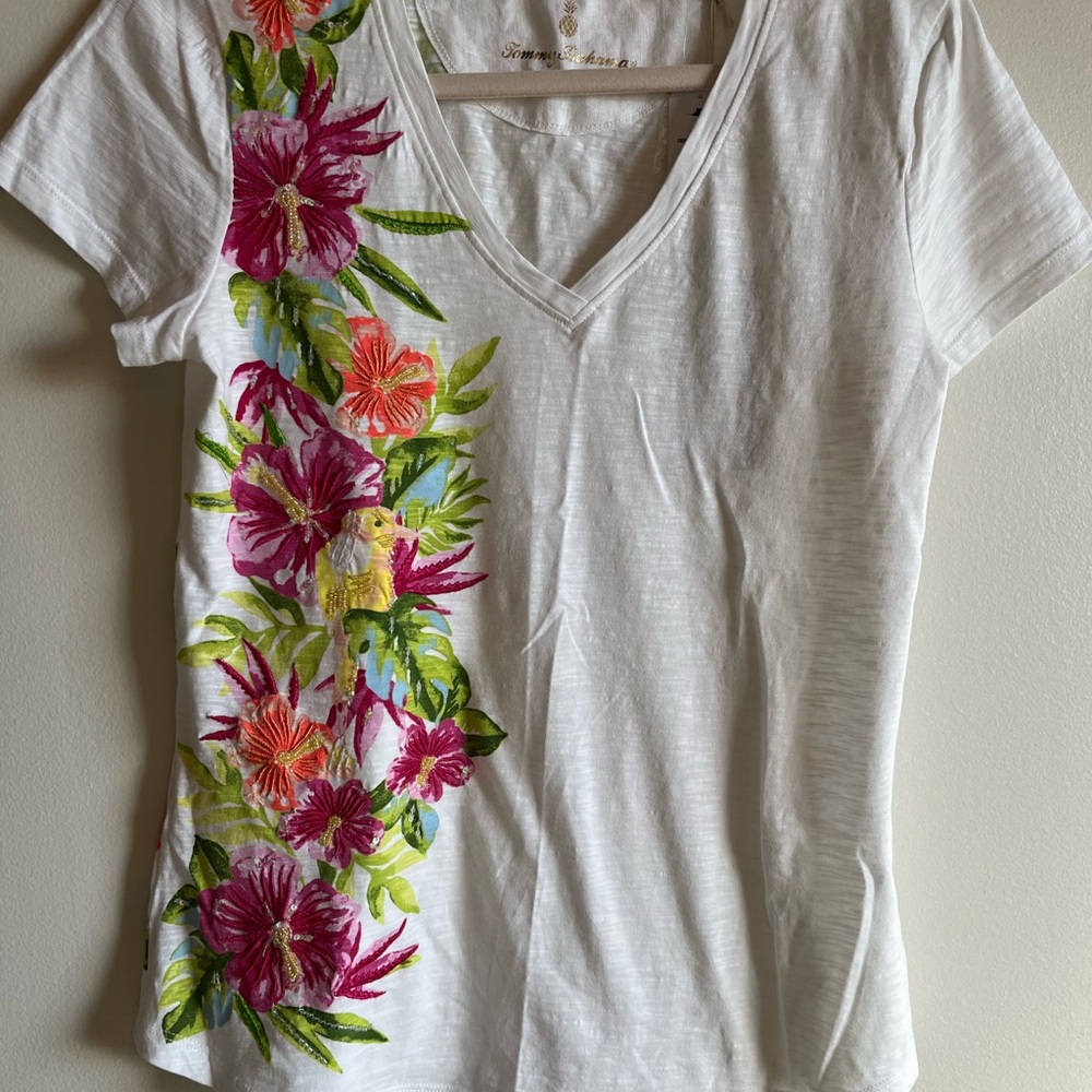 Embroidered Tommy Bahama SS T Shirt Frond Flourish White Birds Small NWT $110